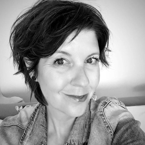 Valérie Amos Hedinger Célébrante laïque à Châtel-St-Denis et en Suisse romande - Créatrice de cérémonies laïques
